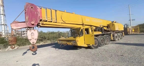 KYB Hydraulikzylinder verwendet Kato NK-250E NK-500E NK-800E 80T Lkw-Kran in Shanghai