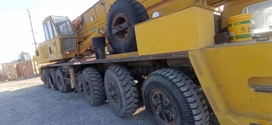 KYB Hydraulikzylinder verwendet Kato NK-250E NK-500E NK-800E 80T Lkw-Kran in Shanghai