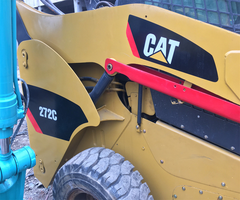 Höchstleistung 55 kW Gebrauchtlader CAT272C mit Maschinengewicht 16000 16100 kg