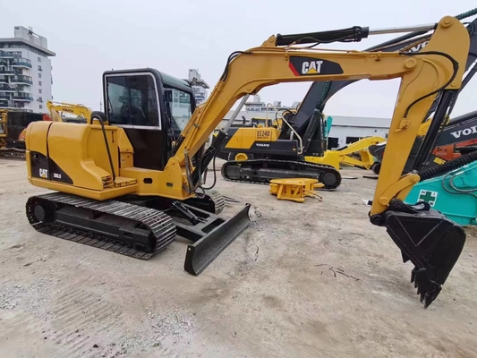 Gebrauchtes CAT 305.5 306 Bagger mit 0,31 m3 Eimerkapazität und 6000 KG Maschinengewicht
