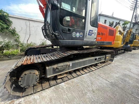 Gebrauchtes Hitachi Bagger ZX210 mit 0,45m3 Eimer Kapazität und 21500 KG Maschinengewicht
