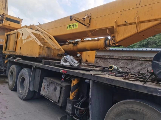 LT1130 LT1070 LT1055 130T 70T 55T 100T Lkw-Kran mit maximaler Hebhöhe von 48 m