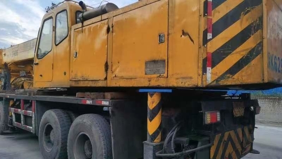 LT1130 LT1070 LT1055 130T 70T 55T 100T Lkw-Kran mit maximaler Hebhöhe von 48 m