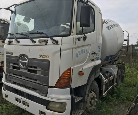 12000 KG Betonleistung 12.9L Gebraucht HINO700ZOU Mixer Truck für den Bau zu erschwinglichen Preisen