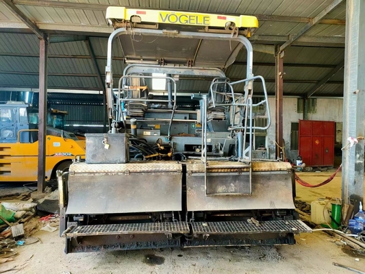 Präzises Pflastern mit Huade Hydraulikpumpe Gebrauchtes Asphaltpflaster Vogel 1800 13HP