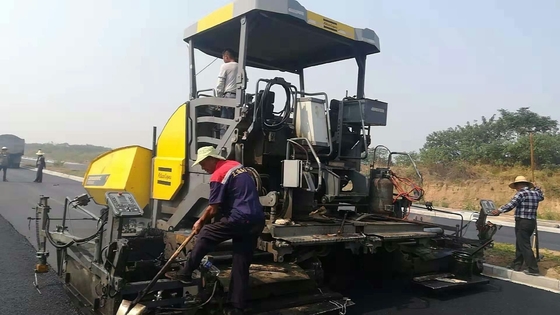 18000 kg Gebrauchtes Asphaltpflaster Dynapac SD3030 SD2503 SD2530 Modell XCM RP952 RP953 Pflaster