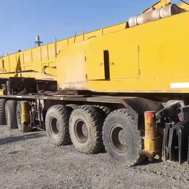 KYB Hydraulikzylinder verwendet Kato NK-250E NK-500E NK-800E 80T Lkw-Kran in Shanghai