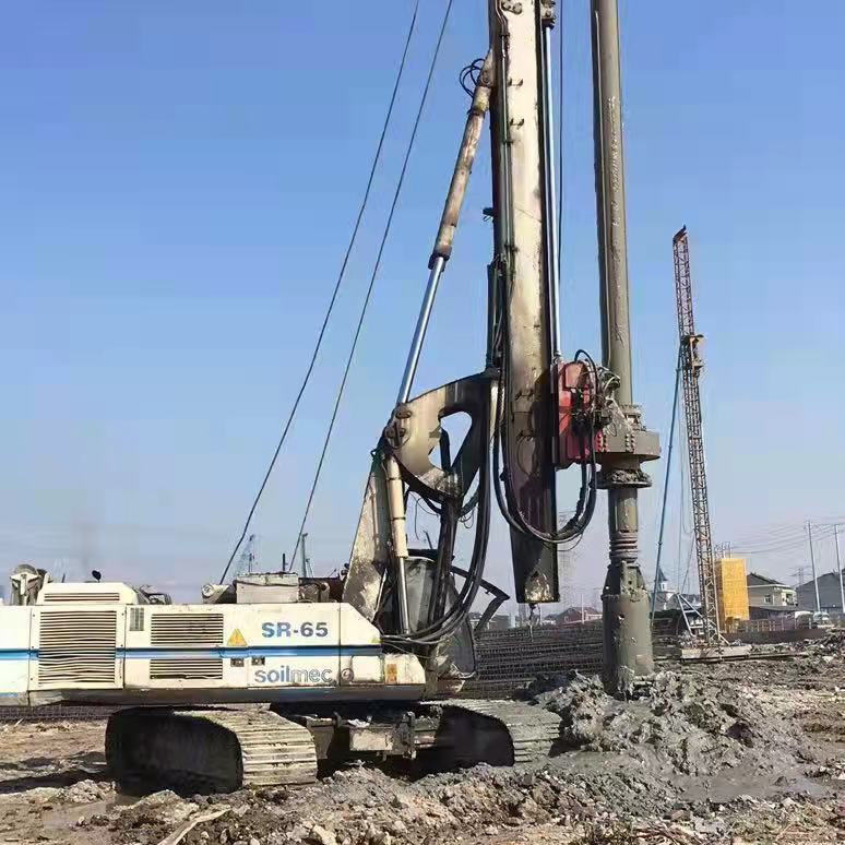 Bauarbeiten Diesel Power Soilmec SR-80C SR-70 SR-60 SR-65 Bohrfläche in Italien