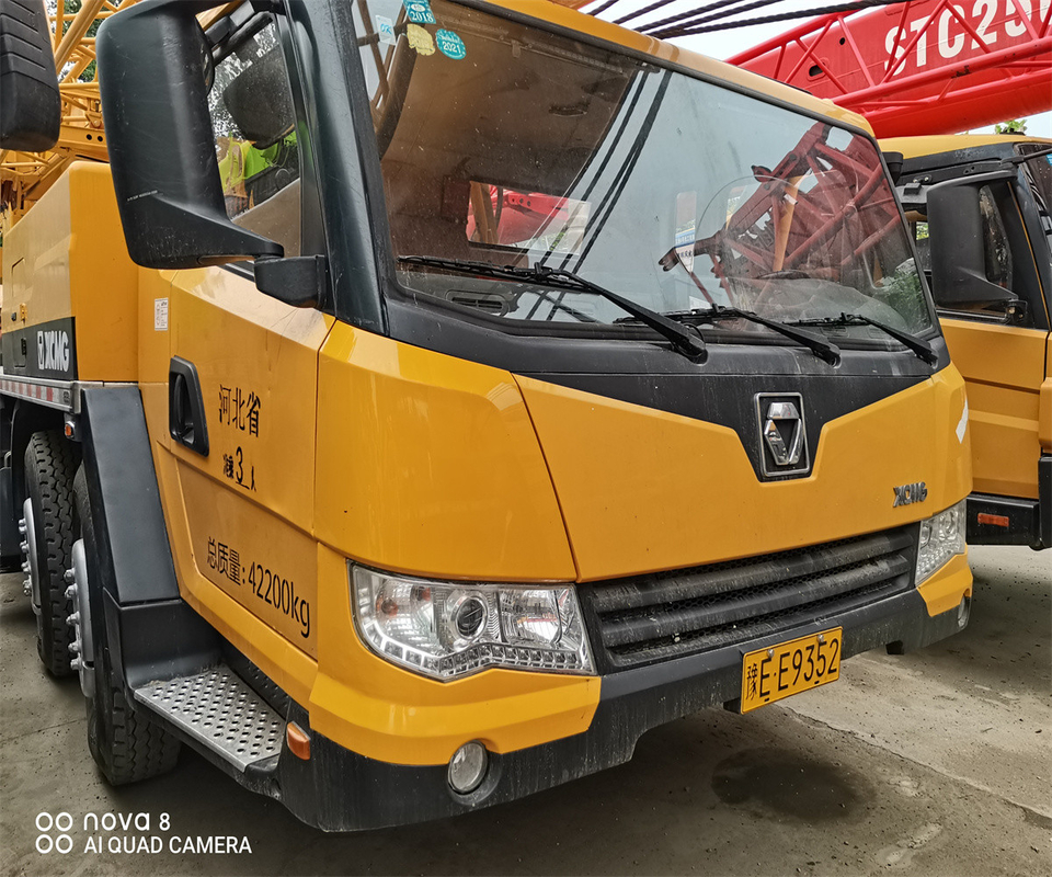 XCMG QY70KA 70T mobiler Lkw-Kran mit Liyuan-Hydraulikventil und Gewicht von 20000 kg